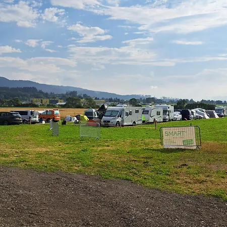 Kaltenbrunner 64m2 Stellflaeche 营地 Spielberg Bei Knittelfeld