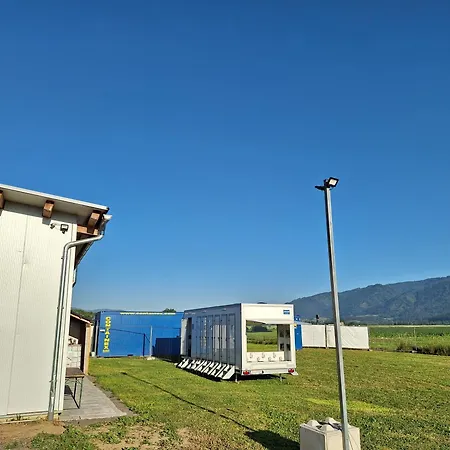 Kaltenbrunner 64m2 Stellflaeche Camping
